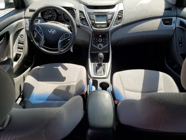 5NPDH4AE9GH707378 2016 HYUNDAI ELANTRA - Image 8