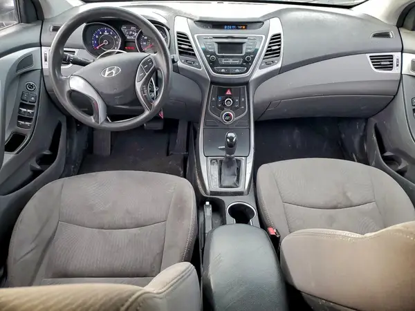 5NPDH4AE9GH709261 2016 HYUNDAI ELANTRA - Image 8