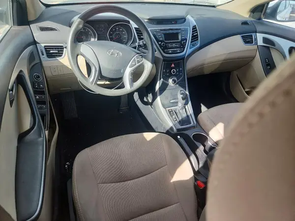 5NPDH4AE9GH711348 2016 HYUNDAI ELANTRA - Image 8