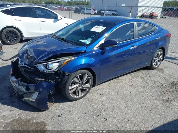 5NPDH4AE9GH711740 2016 HYUNDAI ELANTRA - Image 2