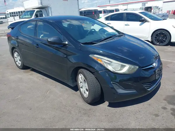 5NPDH4AE9GH713469 2016 HYUNDAI ELANTRA - Image 1