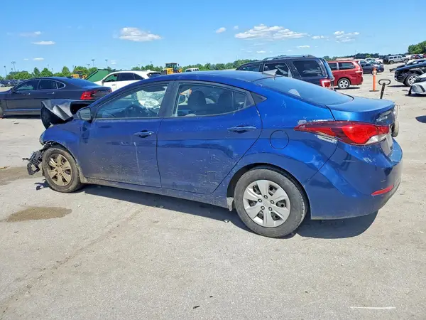 5NPDH4AE9GH713889 2016 HYUNDAI ELANTRA - Image 2