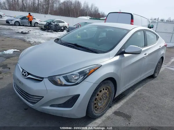 5NPDH4AE9GH714864 2016 HYUNDAI ELANTRA - Image 2