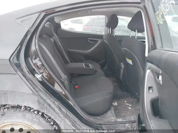 5NPDH4AE9GH716937 2016 HYUNDAI ELANTRA - Image 8