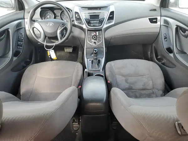 5NPDH4AE9GH720535 2016 HYUNDAI ELANTRA - Image 8
