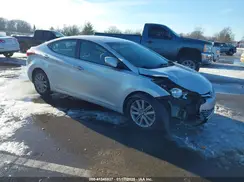 5NPDH4AE9GH722575 2016 HYUNDAI ELANTRA
