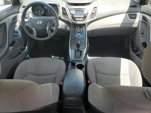 5NPDH4AE9GH722804 2016 HYUNDAI ELANTRA - Image 8