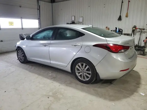 5NPDH4AE9GH722821 2016 HYUNDAI ELANTRA - Image 2