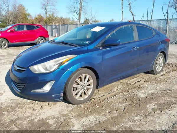 5NPDH4AE9GH723578 2016 HYUNDAI ELANTRA - Image 2