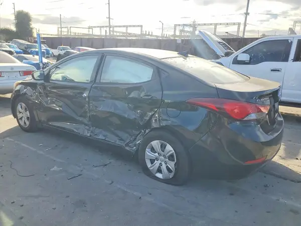 5NPDH4AE9GH727128 2016 HYUNDAI ELANTRA - Image 2