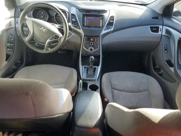 5NPDH4AE9GH727128 2016 HYUNDAI ELANTRA - Image 8