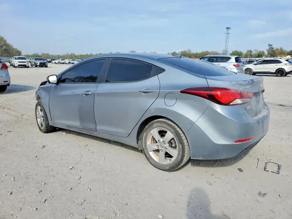 5NPDH4AE9GH730059 2016 HYUNDAI ELANTRA - Image 2