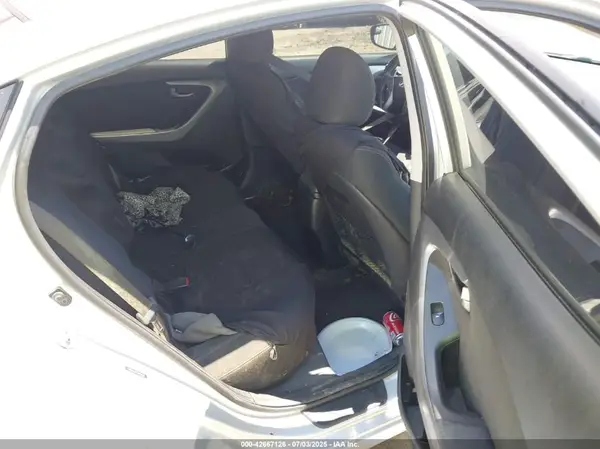 5NPDH4AE9GH730482 2016 HYUNDAI ELANTRA - Image 8