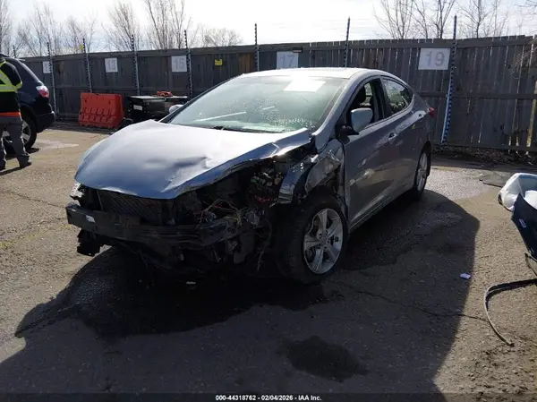 5NPDH4AE9GH730501 2016 HYUNDAI ELANTRA - Image 2