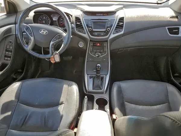 5NPDH4AE9GH730532 2016 HYUNDAI ELANTRA - Image 8