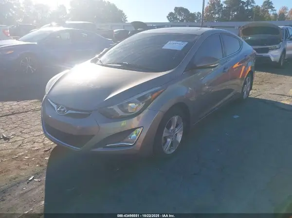 5NPDH4AE9GH730577 2016 HYUNDAI ELANTRA - Image 2