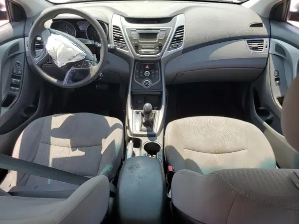 5NPDH4AE9GH731101 2016 HYUNDAI ELANTRA - Image 8