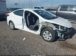 5NPDH4AE9GH732183 2016 HYUNDAI ELANTRA