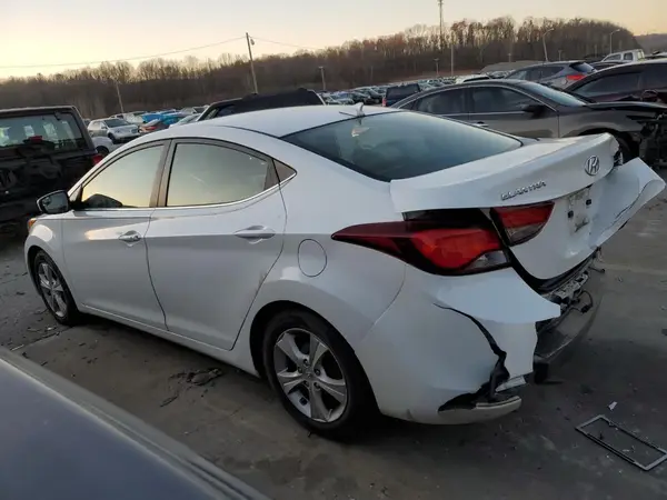 5NPDH4AE9GH732703 2016 HYUNDAI ELANTRA - Image 2