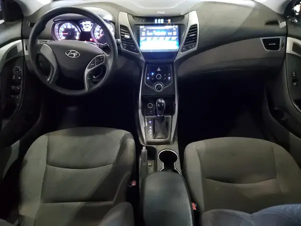 5NPDH4AE9GH733057 2016 HYUNDAI ELANTRA - Image 8