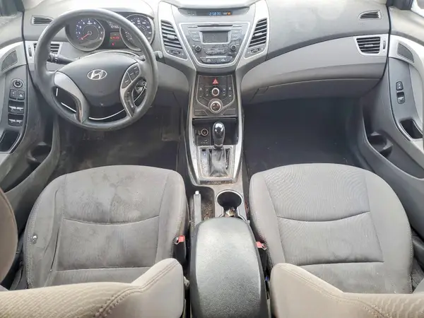 5NPDH4AE9GH738453 2016 HYUNDAI ELANTRA - Image 8