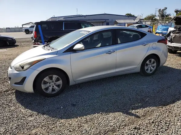 5NPDH4AE9GH739652 2016 HYUNDAI ELANTRA - Image 1