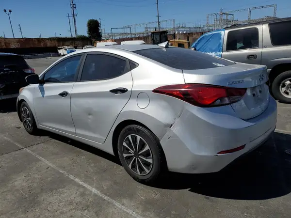 5NPDH4AE9GH744060 2016 HYUNDAI ELANTRA - Image 2