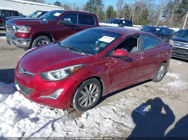 5NPDH4AE9GH744544 2016 HYUNDAI ELANTRA - Image 2