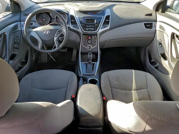 5NPDH4AE9GH745905 2016 HYUNDAI ELANTRA - Image 8