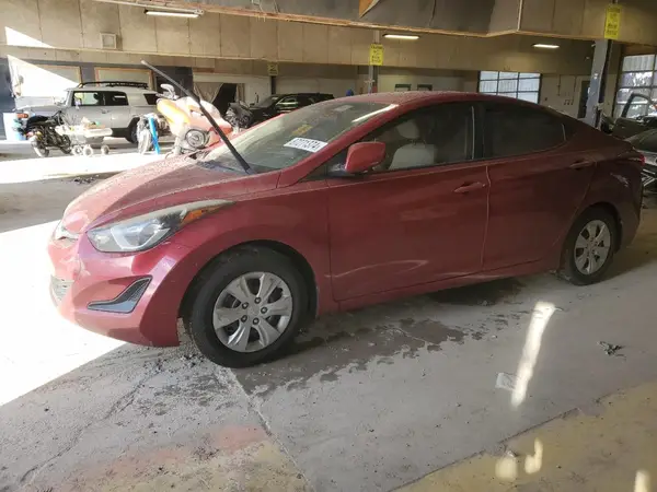 5NPDH4AE9GH747864 2016 HYUNDAI ELANTRA - Image 1