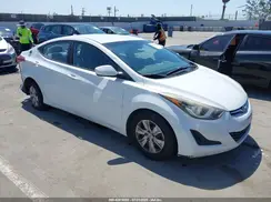 5NPDH4AE9GH748044 2016 HYUNDAI ELANTRA