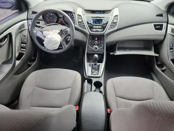 5NPDH4AE9GH749839 2016 HYUNDAI ELANTRA - Image 8