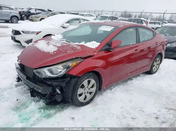 5NPDH4AE9GH749985 2016 HYUNDAI ELANTRA - Image 2