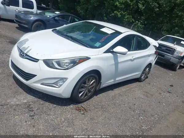 5NPDH4AE9GH750733 2016 HYUNDAI ELANTRA - Image 2