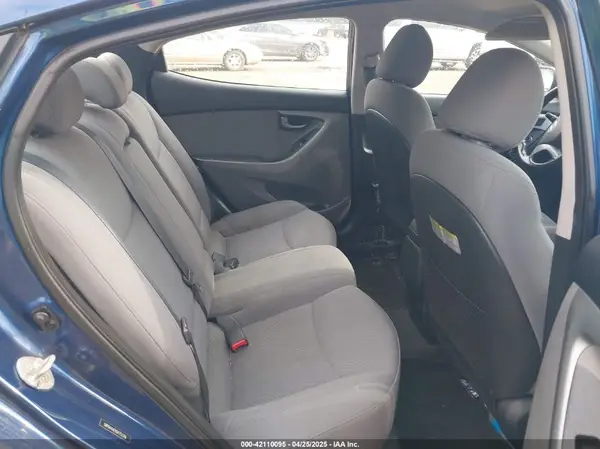 5NPDH4AE9GH751316 2016 HYUNDAI ELANTRA - Image 8