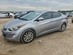 5NPDH4AE9GH753163 2016 HYUNDAI ELANTRA
