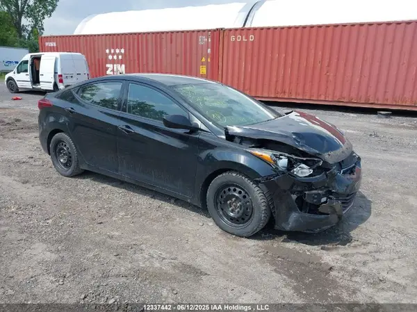 5NPDH4AE9GH756905 2016 HYUNDAI ELANTRA - Image 1