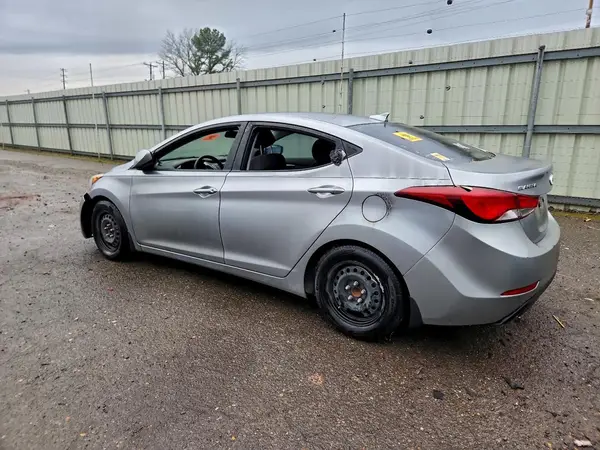 5NPDH4AE9GH758007 2016 HYUNDAI ELANTRA - Image 2