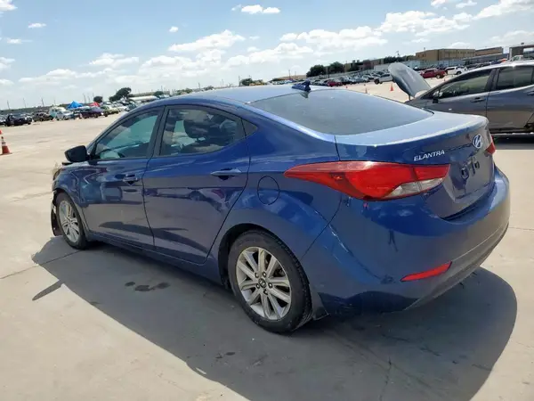 5NPDH4AE9GH759304 2016 HYUNDAI ELANTRA - Image 2