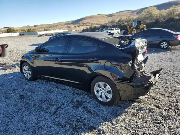 5NPDH4AE9GH759738 2016 HYUNDAI ELANTRA - Image 2