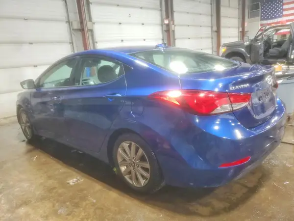 5NPDH4AE9GH762641 2016 HYUNDAI ELANTRA - Image 2