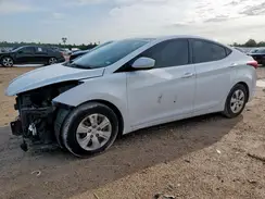 5NPDH4AE9GH762686 2016 HYUNDAI ELANTRA