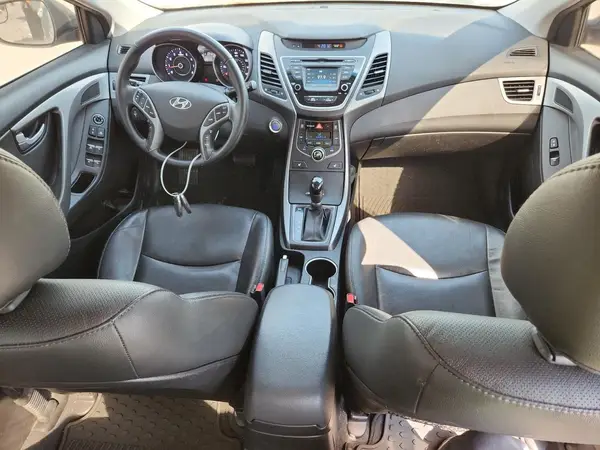 5NPDH4AE9GH764969 2016 HYUNDAI ELANTRA - Image 8