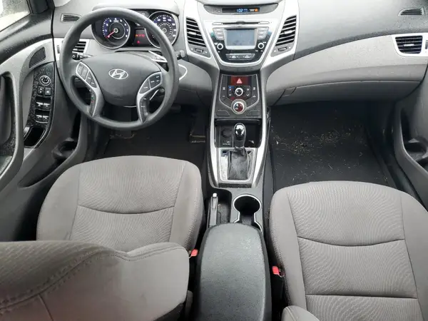 5NPDH4AE9GH766785 2016 HYUNDAI ELANTRA - Image 8