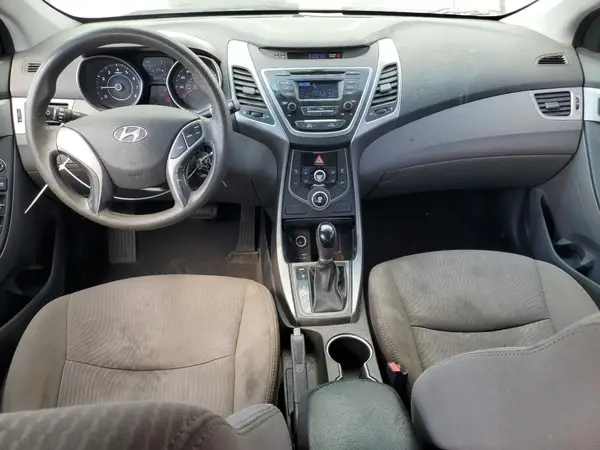 5NPDH4AE9GH767449 2016 HYUNDAI ELANTRA - Image 8