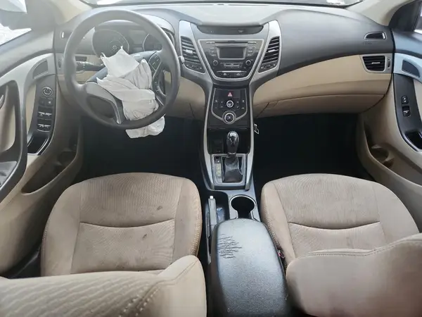 5NPDH4AE9GH768861 2016 HYUNDAI ELANTRA - Image 8