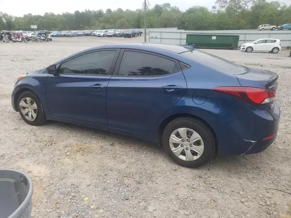 5NPDH4AE9GH768956 2016 HYUNDAI ELANTRA - Image 2