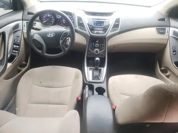 5NPDH4AE9GH768956 2016 HYUNDAI ELANTRA - Image 8