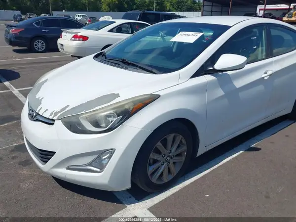 5NPDH4AE9GH770108 2016 HYUNDAI ELANTRA - Image 2