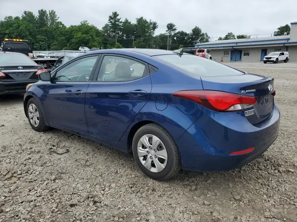 5NPDH4AE9GH771646 2016 HYUNDAI ELANTRA - Image 2